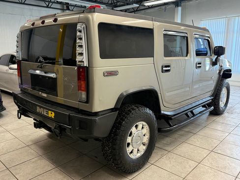Used 2003 HUMMER H2 w/ Preferred Equipment Group image 9