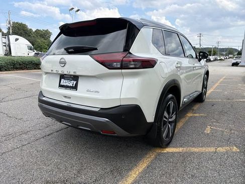 Certified 2023 Nissan Rogue SL w/ SL Premium Package AWD/4WD image 8