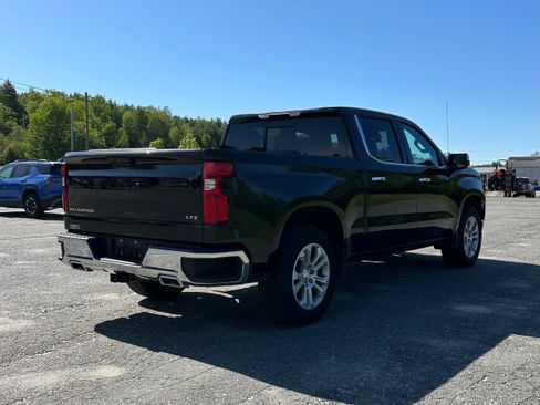 Used 2022 Chevrolet Silverado 1500 LTZ w/ LTZ Premium Package AWD/4WD image 3