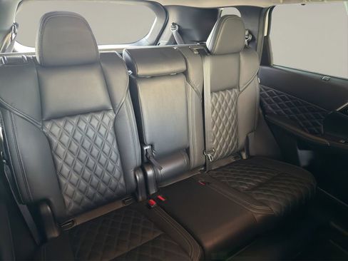 Used 2023 Mitsubishi Outlander SEL 40th Anniversary AWD/4WD image 21