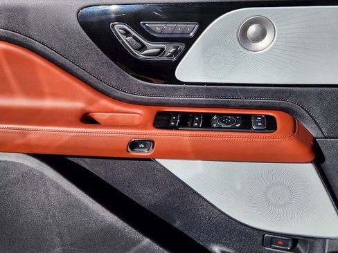 New 2025 Lincoln Aviator Reserve w/ Equipment Group 201A image 9