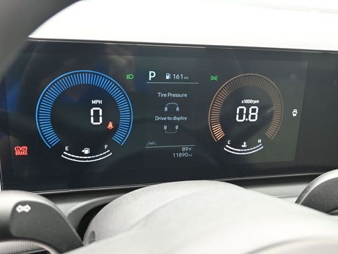 Used 2025 Hyundai Santa Cruz SEL image 18