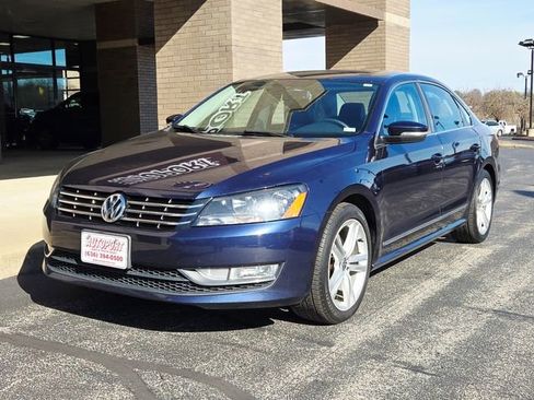 Used 2014 Volkswagen Passat 1.8T SEL Premium image 3