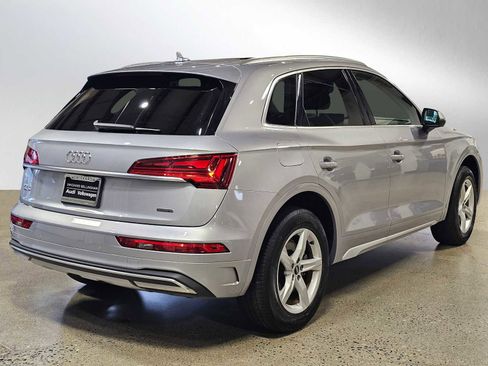 Used 2023 Audi Q5 2.0T Premium w/ Convenience Package image 7