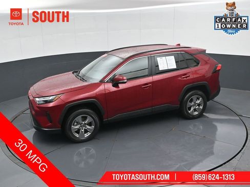 Used 2025 Toyota RAV4 XLE AWD/4WD image 48