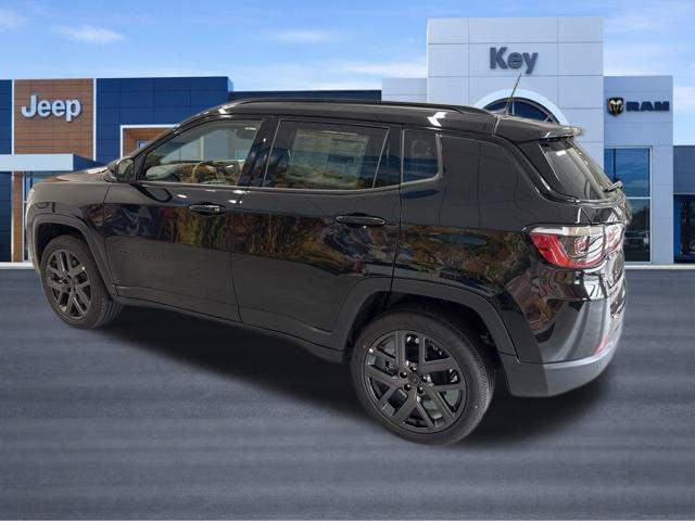New 2026 Jeep Compass Limited w/ Sun, Sound & Navigation Group AWD/4WD image 6