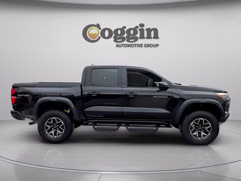 Used 2026 Chevrolet Colorado ZR2 w/ Technology Package AWD/4WD image 6