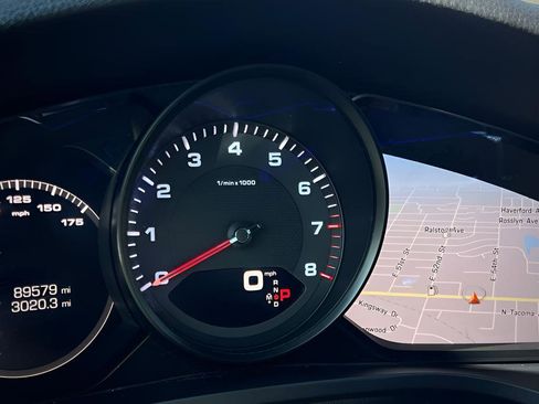 Used 2020 Porsche Cayenne image 47