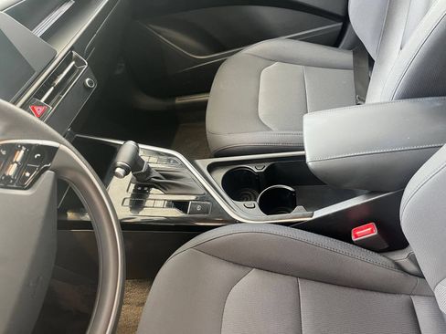 Used 2026 Kia Niro LX FWD image 39