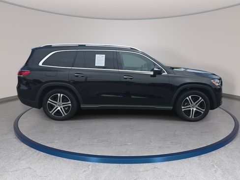 Used 2022 Mercedes-Benz GLS 450 4MATIC image 4
