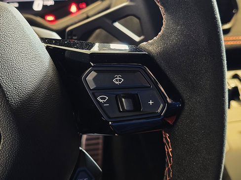 Used 2023 Lamborghini Huracan STO image 30