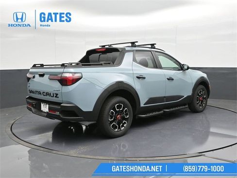 Used 2024 Hyundai Santa Cruz XRT image 2