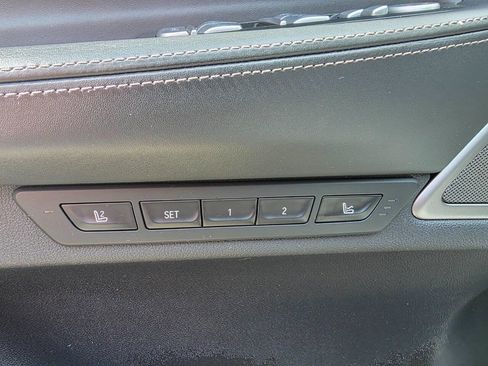 Used 2019 BMW 750i xDrive w/ Executive Package image 12