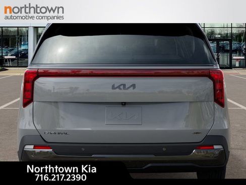 New 2026 Kia Carnival SX w/ SX Dark Edition Package FWD image 14