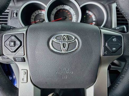 Used 2015 Toyota Tacoma PreRunner w/ SR5 Package RWD image 14