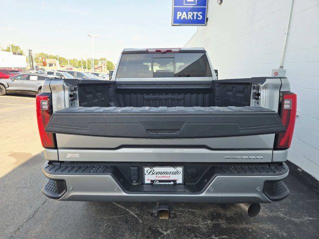 Used 2024 GMC Sierra 2500 Denali w/ Denali Reserve Package AWD/4WD image 11