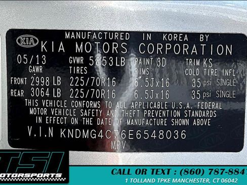 Used 2014 Kia Sedona LX image 36