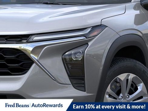 New 2026 Chevrolet Trax LS w/ Driver Confidence Package FWD image 10