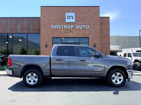 Used 2025 RAM 1500 Big Horn AWD/4WD image 8