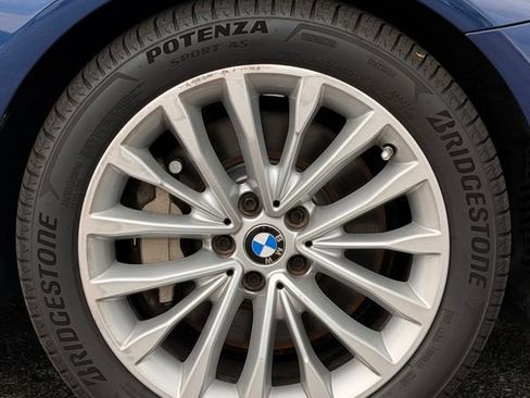 Used 2021 BMW 530i xDrive w/ Convenience Package AWD/4WD image 13