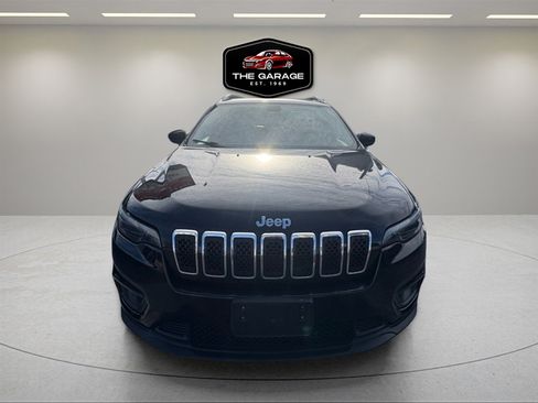 Used 2019 Jeep Cherokee Latitude Plus w/ Cold Weather Group image 11