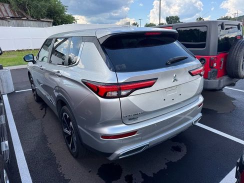 Used 2022 Mitsubishi Outlander SE AWD/4WD image 19