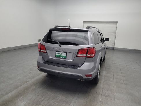 Used 2019 Dodge Journey SE w/ Premium Group image 7