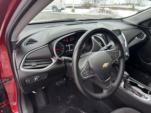 Used 2023 Chevrolet Malibu RS image 20
