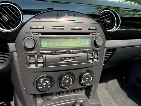 Used 2007 MAZDA MX-5 Miata Grand Touring w/ Premium Pkg RWD image 23