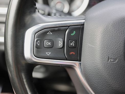 Used 2021 RAM 1500 Laramie AWD/4WD image 39