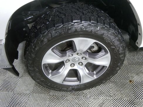 Used 2020 RAM 1500 Laramie image 8