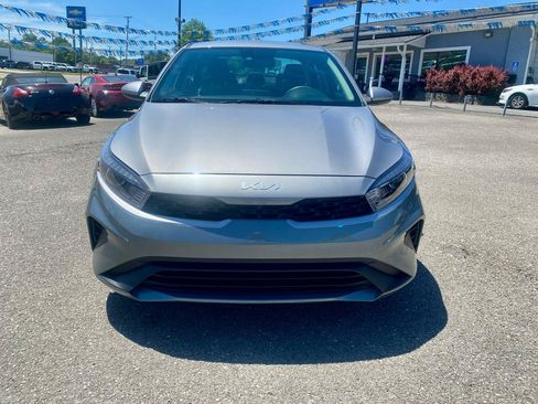 Used 2024 Kia Forte LXS FWD image 2