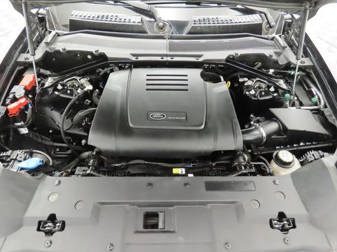 Certified 2023 Land Rover Defender 110 S image 29