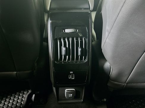 Used 2023 Jeep Compass Latitude w/ Convenience Group AWD/4WD image 27