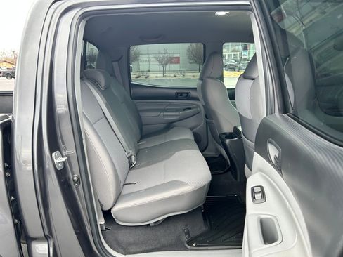 Used 2013 Toyota Tacoma 4x4 Double Cab w/ TRD Off-Road Pkg image 25