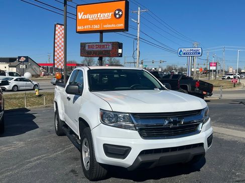Used 2021 Chevrolet Colorado W/T w/ WT Convenience Package AWD/4WD image 1