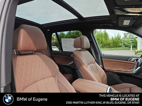 New 2026 BMW X5 xDrive50e image 13