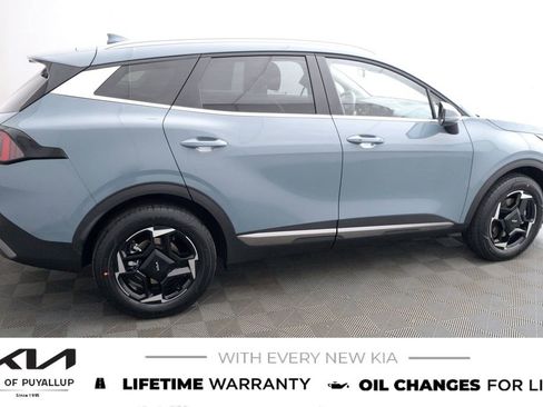 New 2026 Kia Sportage EX image 4