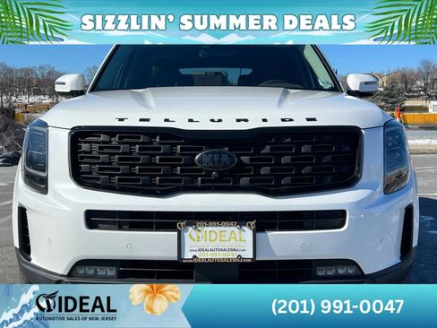 Used 2021 Kia Telluride SX w/ Nightfall Edition Package AWD/4WD image 2
