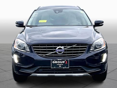 Used 2017 Volvo XC60 T5 Inscription w/ Preferred Option Package image 4