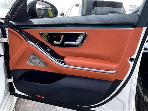 Used 2023 Mercedes-Benz S 500 4MATIC image 23