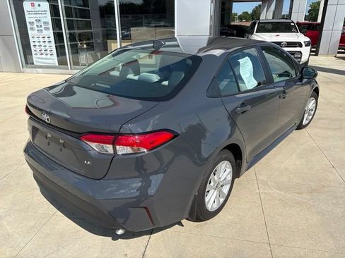 Used 2025 Toyota Corolla LE FWD image 7