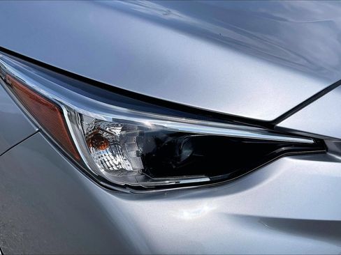 Certified 2024 Subaru Impreza 2.0i AWD/4WD image 29