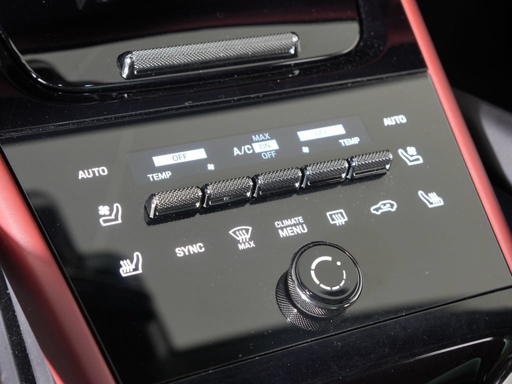 Certified 2024 Porsche Cayenne S AWD/4WD image 35