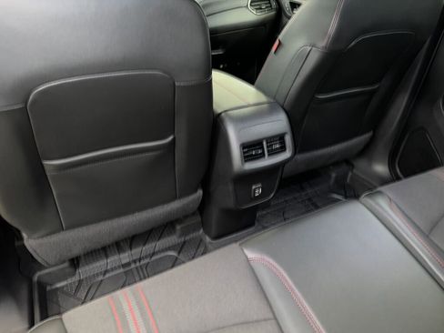 Certified 2023 Chevrolet Equinox RS w/ LPO, Floor Liner Package image 20