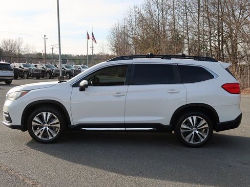 Used 2019 Subaru Ascent Limited w/ Popular Package #3 image 8
