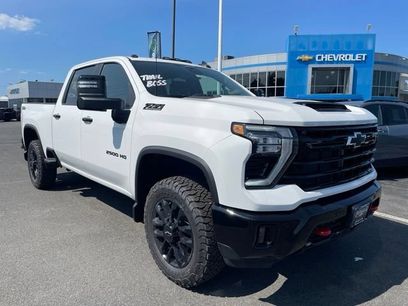 New 2026 Chevrolet Silverado 2500 LT w/ Trail Boss Package