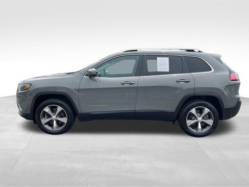 Used 2019 Jeep Cherokee Limited AWD/4WD image 5