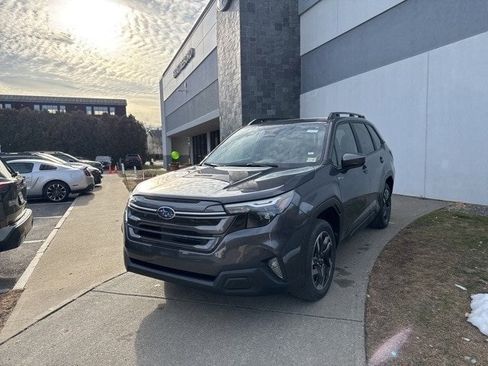 New 2025 Subaru Forester Premium image 10