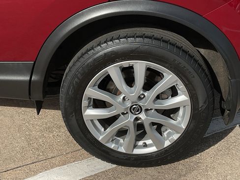 Used 2022 Nissan Rogue Sport SV image 8